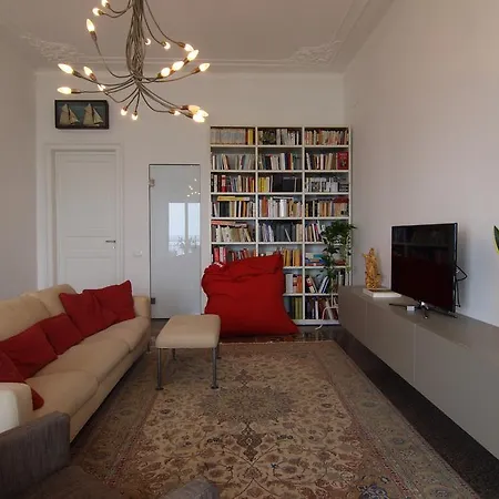 Bed & Breakfast Bnbeach 4*